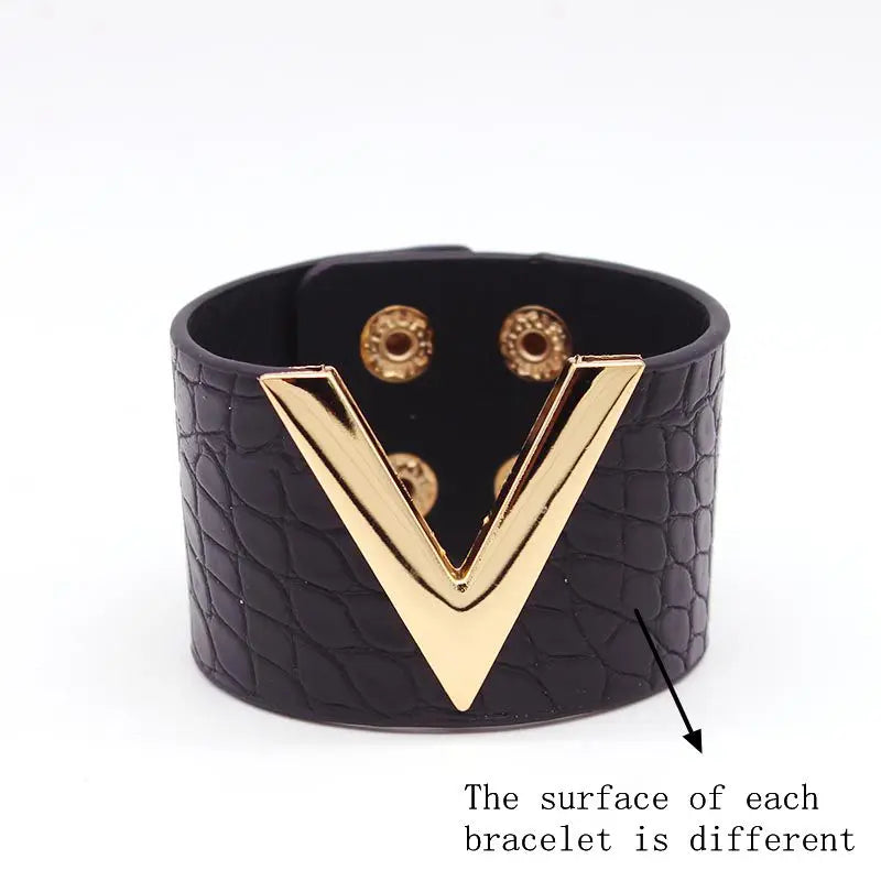 Fashion Cuff PU Leather Bracelet For Women Femme All-Match V  Word Wide Punk Style Soft Jewellery Gift Pulseira