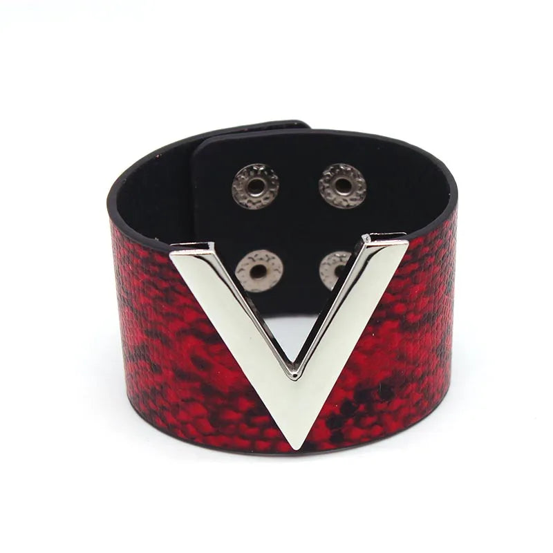 Fashion Cuff PU Leather Bracelet For Women Femme All-Match V  Word Wide Punk Style Soft Jewellery Gift Pulseira