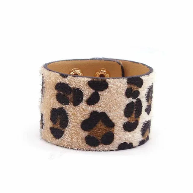 TOTABC Fashion Leopard Charm Leather Bracelets For Women Wristband  V Cuff Wrap Bracelets & Bangles Femme Jewelry Gift