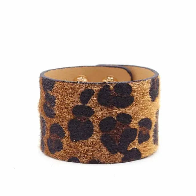 TOTABC Fashion Leopard Charm Leather Bracelets For Women Wristband  V Cuff Wrap Bracelets & Bangles Femme Jewelry Gift