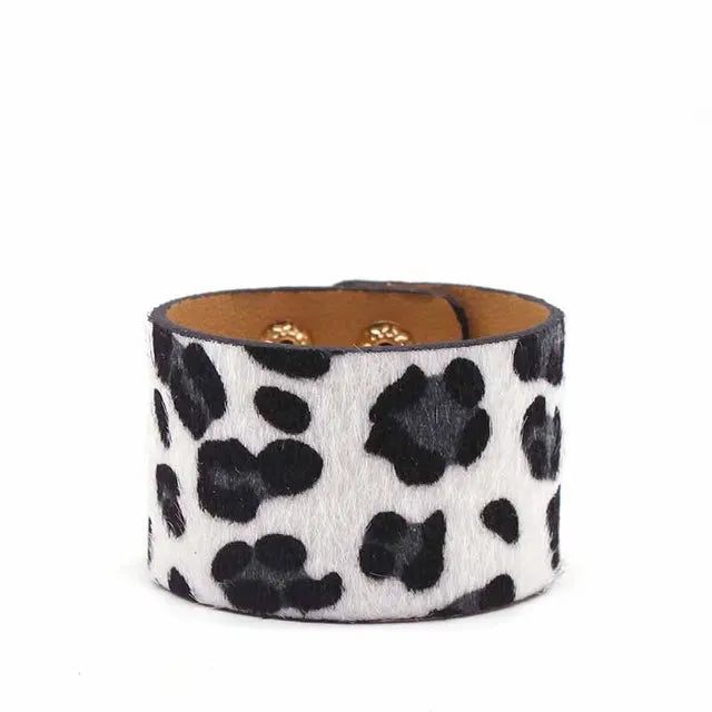 TOTABC Fashion Leopard Charm Leather Bracelets For Women Wristband  V Cuff Wrap Bracelets & Bangles Femme Jewelry Gift